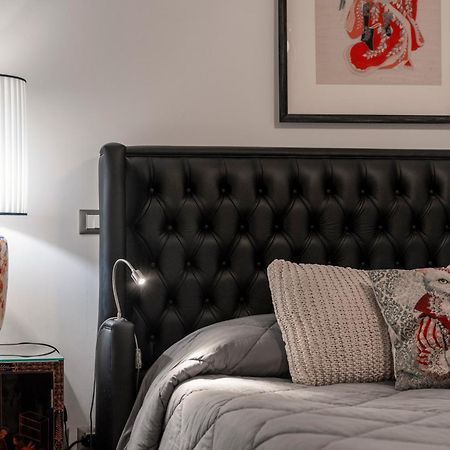 Отель Regal House Roma Capucci 6 Экстерьер фото