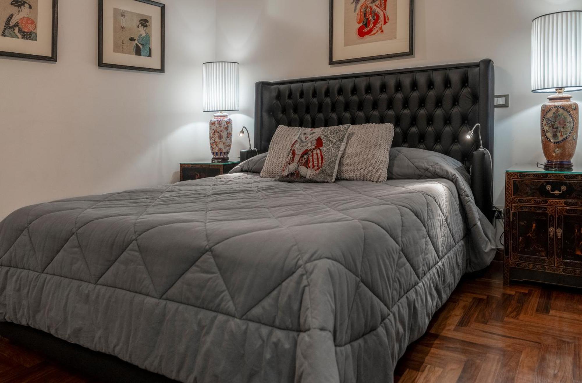 Отель Regal House Roma Capucci 6 Экстерьер фото